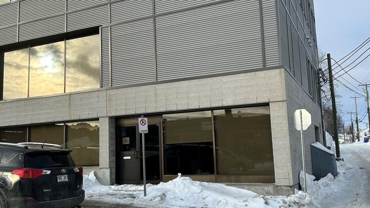 1215 5e Rue, Vald'Or, QC J9P3Z6, CA, Vald'Or, Québec Retail for Rent