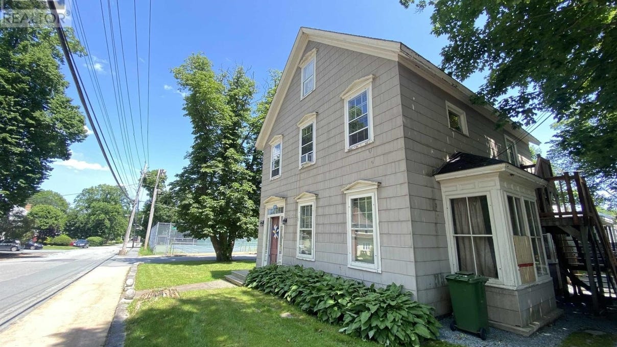 131 Church Street, Liverpool, Nova Scotia Apartment for Sale