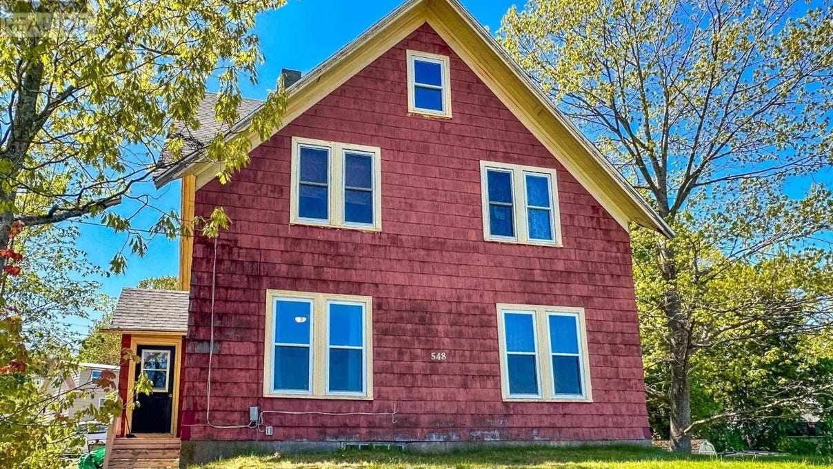 548 Main Street, Kentville, Nova Scotia Apartment for Sale