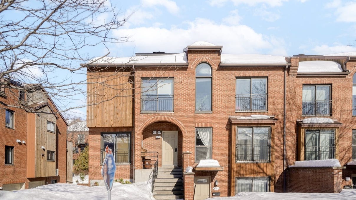 8745 Rue RenéLabelle, AhuntsicCartierville, QC H2M2L8, CA, Ahuntsic