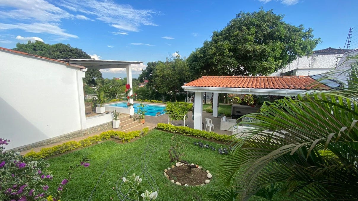 Ciudad Jardín, Cali, Valle del Cauca House for Sale