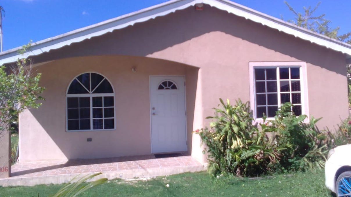 WEST VILLAGE, Montego Bay, St. James Parish House for Rent