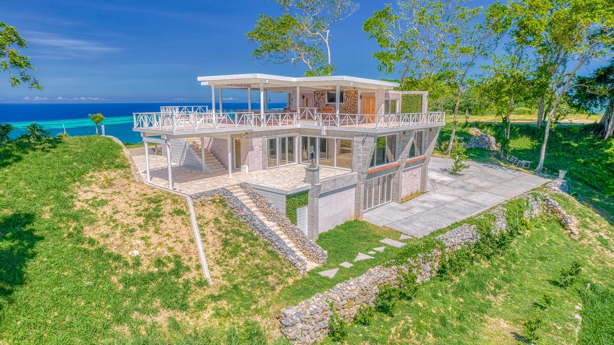 in Coral Views Village, Phase1, Roatan, Bay Islands Department House