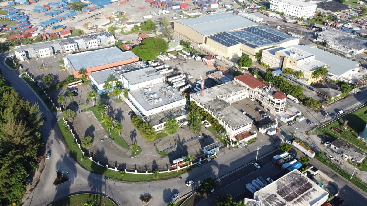 COCONUT DRIVE, FREEPORT, Montego Bay, St. James Parish Offices for Sale