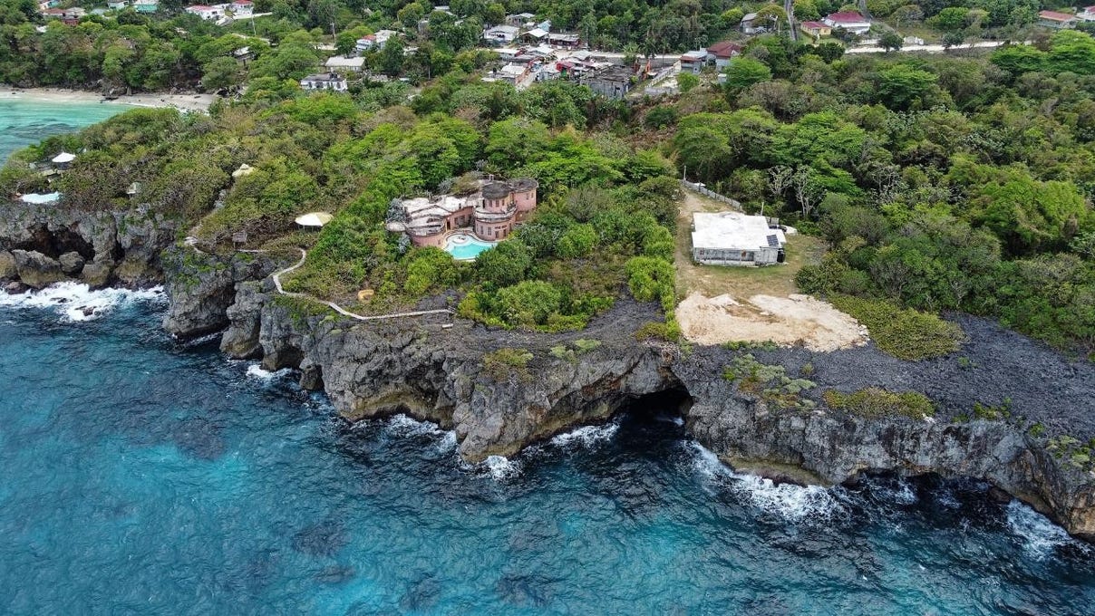 BOSTON BAY, PORTLAND, Fairy Hill, Portland Parish House for Sale