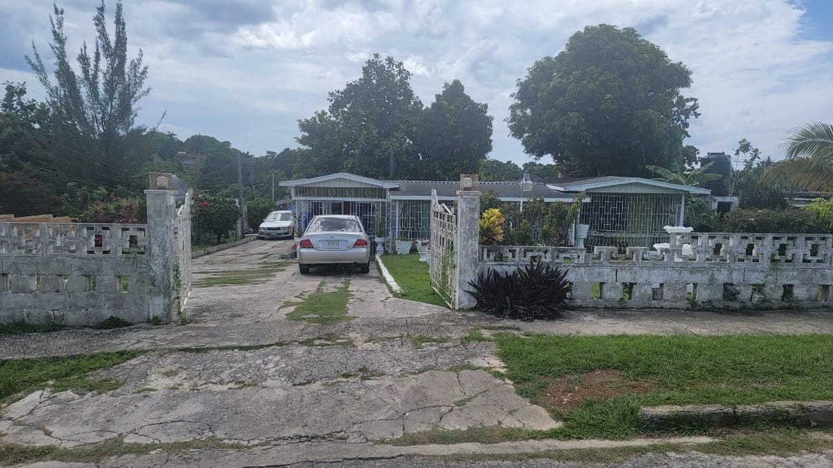 WENDY CLOSE, PARADISE ACR, Montego Bay, St. James Parish House for Sale