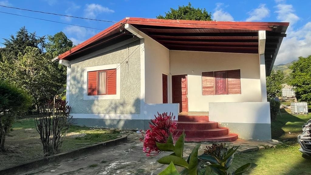 COGHIEL ROAD, EWARTON, Ewarton, Saint Catherine Parish House for Sale