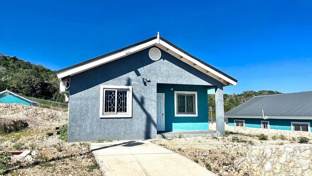 EDMUND RIDGE, Montego Bay, St. James Parish House for Rent