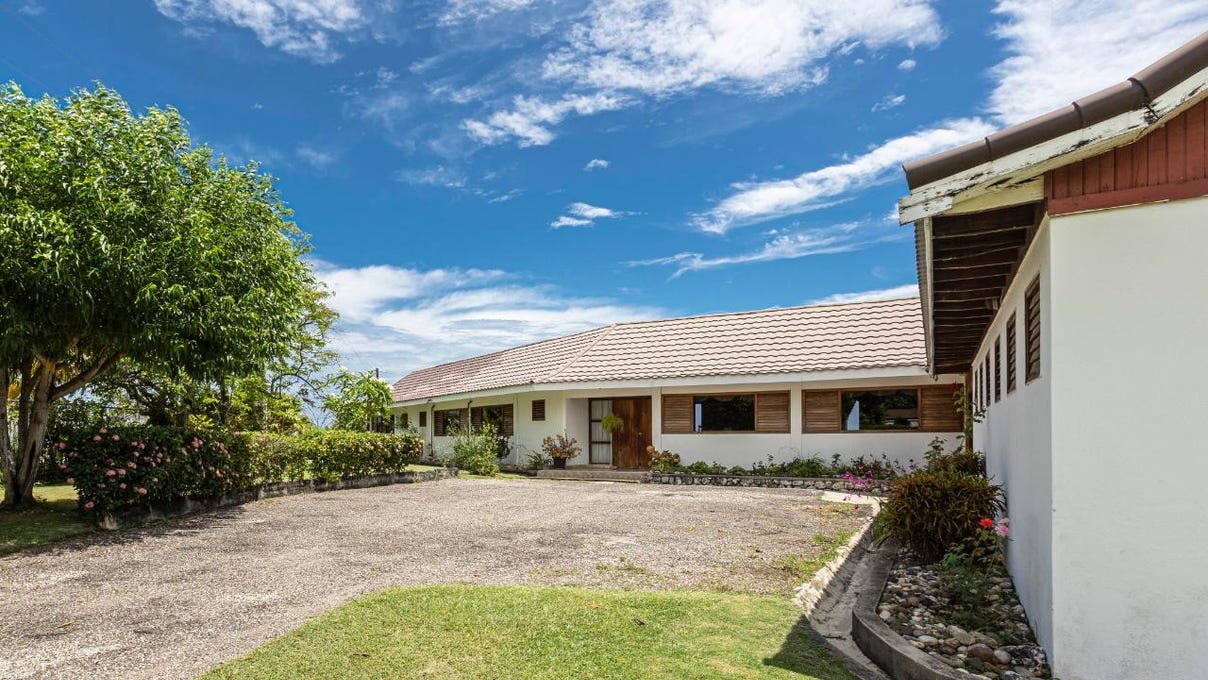 PRATT CRESCENT, MAMMEE BA, St. Ann's Bay, St. Ann Parish House for Sale