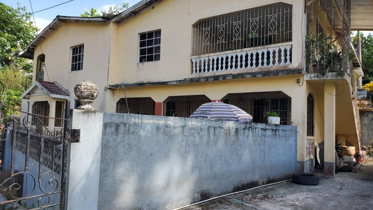 ADELPHI TO LIMA, Adelphi, St. James Parish House for Sale