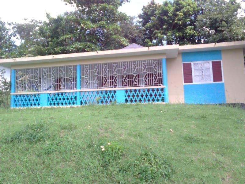 TIMBER CLOSE IRWIN, Montego Bay, St. James Parish House for Sale